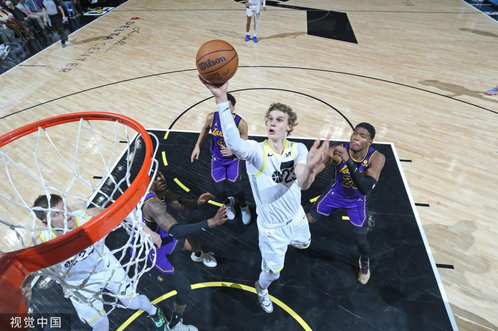 虽然他们在 虽然他们在