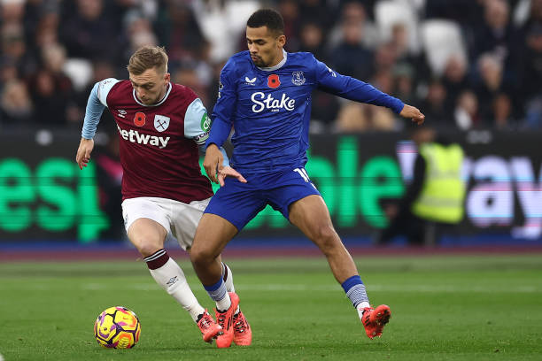 足球場上的 足球場上的