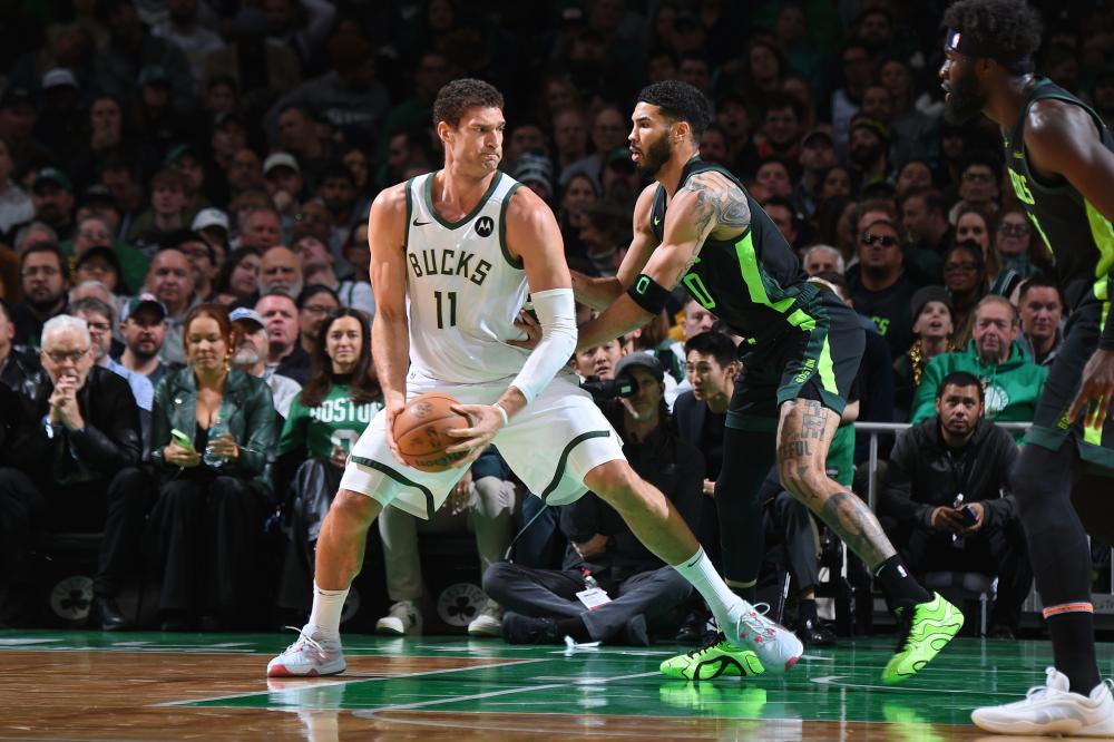 3:0!朱婷27中15,荣膺MVP,大胜诺瓦拉女排,晋级决赛无忧.