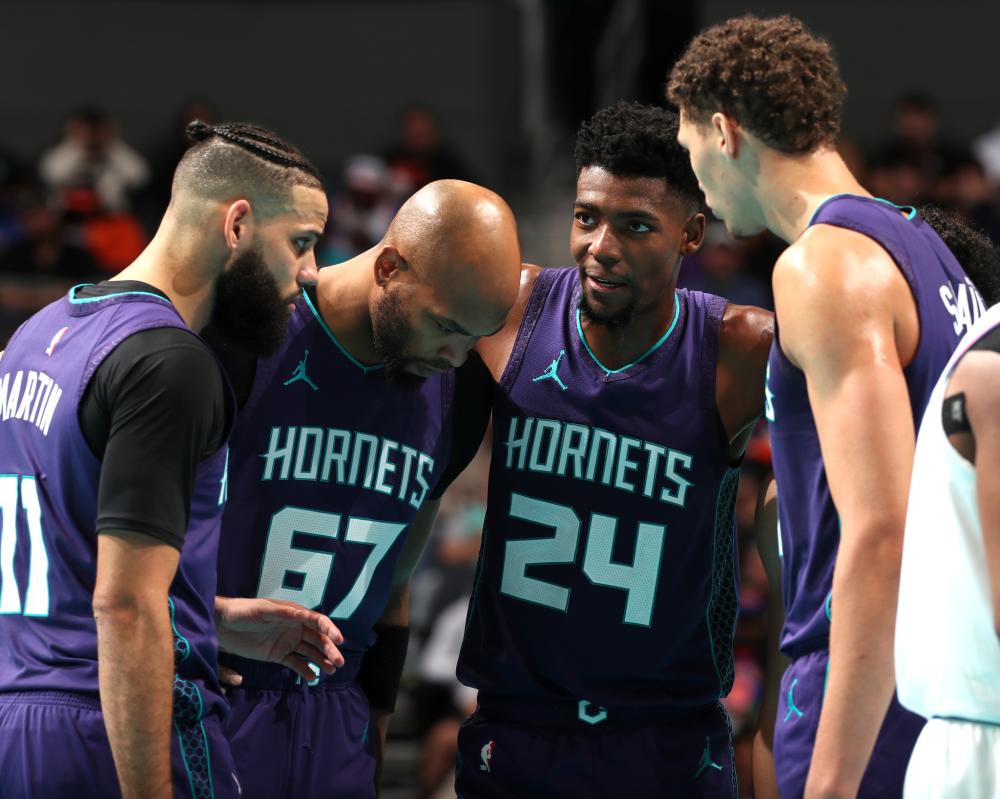 3:0!朱婷27中15,荣膺MVP,大胜诺瓦拉女排,晋级决赛无忧.